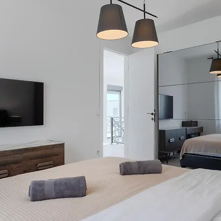 Sever By Guide Villa *